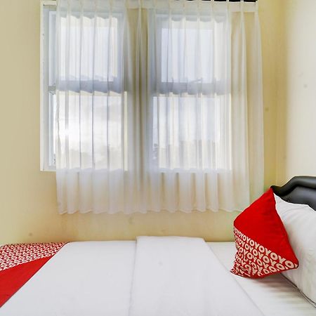 Super Oyo 90778 River Inn Malioboro ยอกยาการ์ตา ภายนอก รูปภาพ