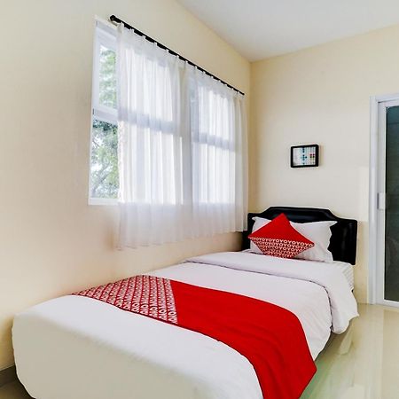 Super Oyo 90778 River Inn Malioboro ยอกยาการ์ตา ภายนอก รูปภาพ