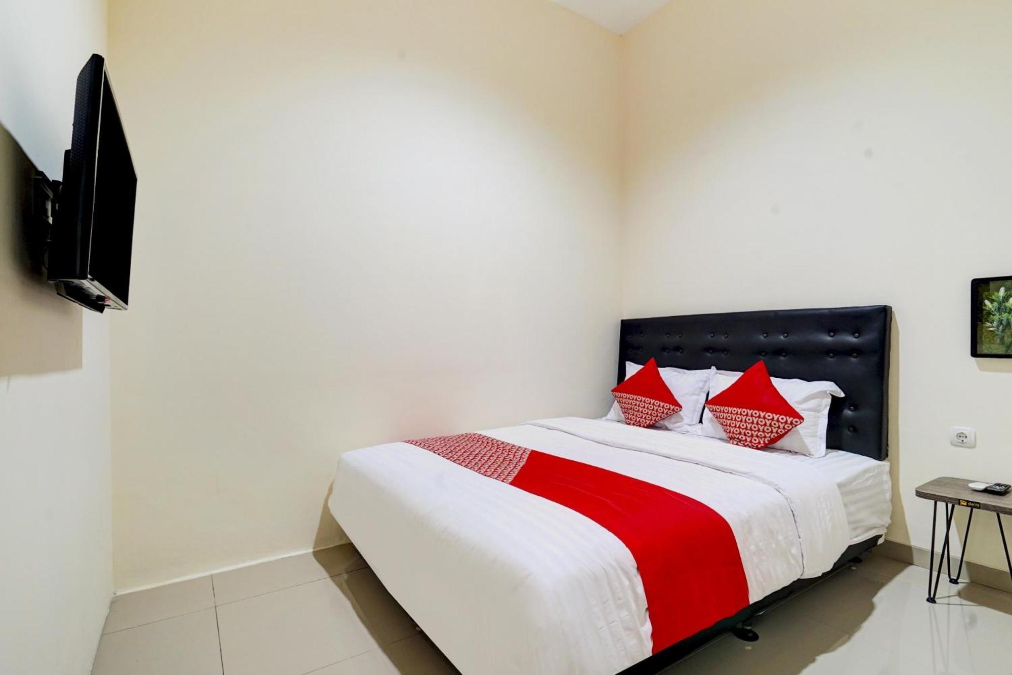 Super Oyo 90778 River Inn Malioboro ยอกยาการ์ตา ภายนอก รูปภาพ