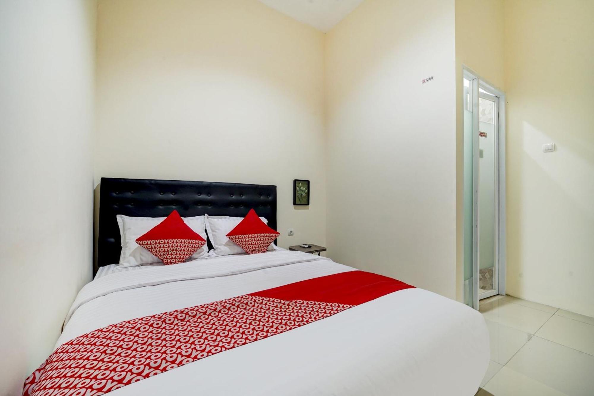 Super Oyo 90778 River Inn Malioboro ยอกยาการ์ตา ภายนอก รูปภาพ